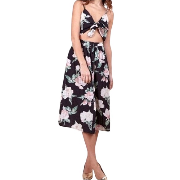 FRNCH Cutout Front Tie Top Midi Dress Reversible Blue Pink Green Floral Dress - Picture 1 of 10